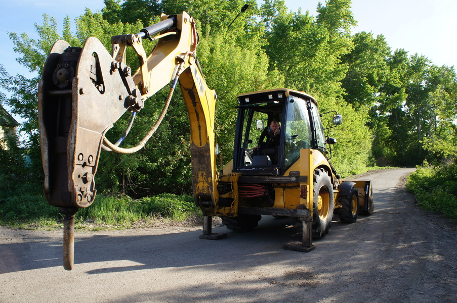 Гидромолот Caterpillar H70}