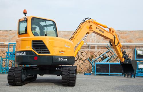 Экскаватор Hyundai CR210}