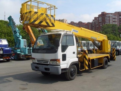 Автовышка Isuzu Forward}