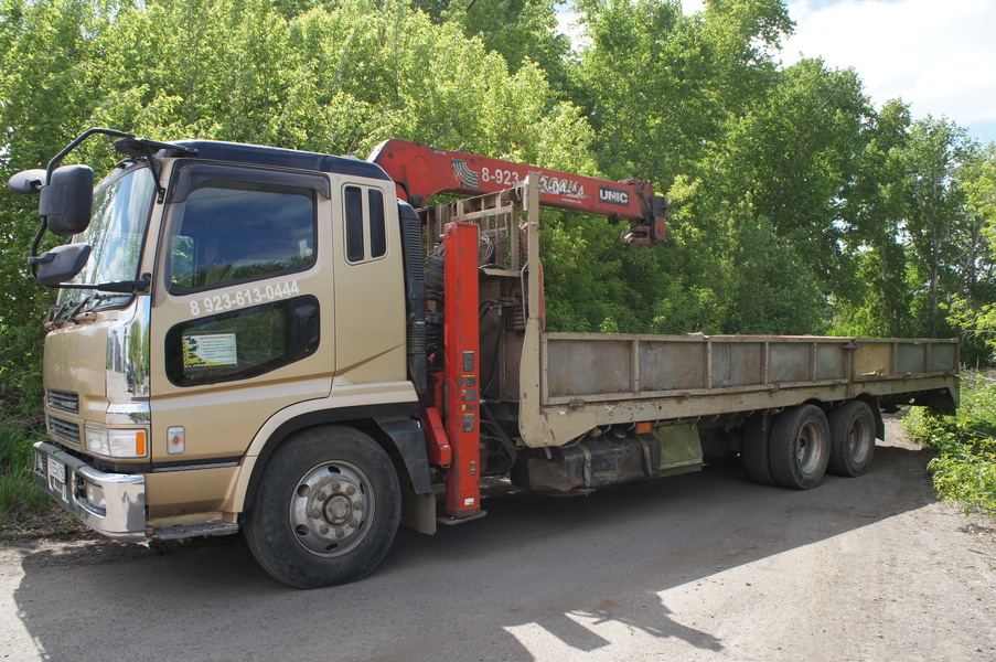 Бортовой манипулятор Mitsubishi Fuso Super Great}